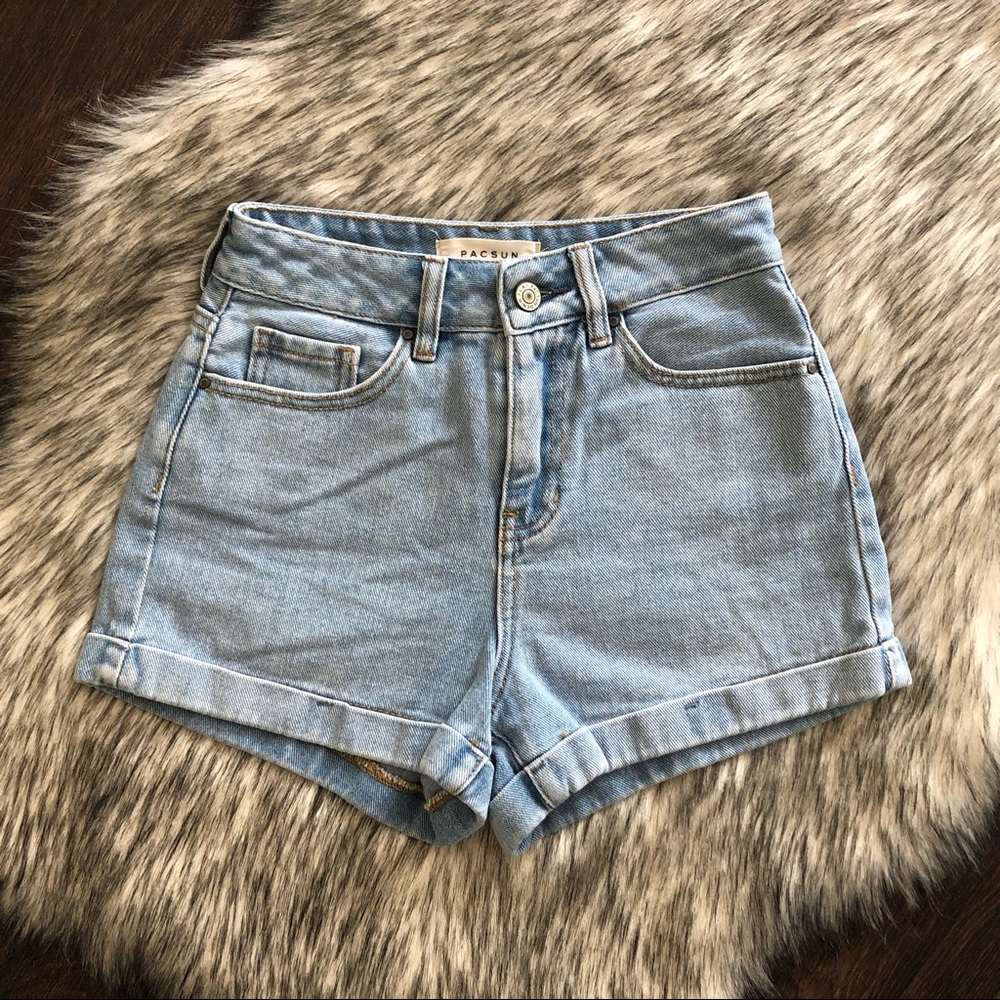 Size 22 PacSun Mom Shorts